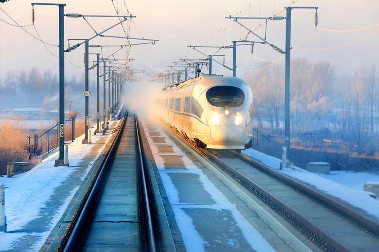 中国首条丝路高铁_首条高寒高铁10岁了_内蒙古首条高铁线路