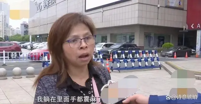 杭州一女子带着金手镯去医院做磁共振，医生说：纯金的首饰不影响，不用摘