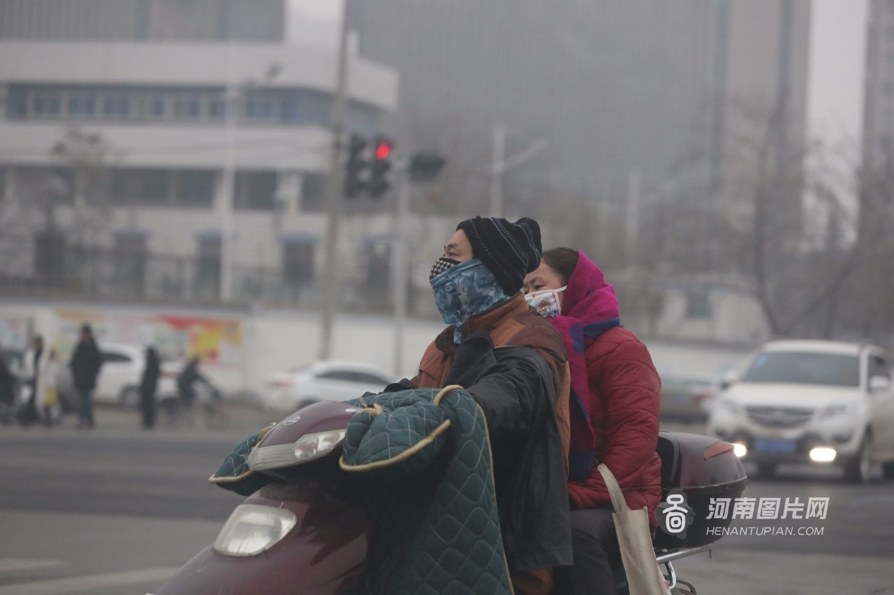 雾霾对人体的危害有_雾霾天气的危害有哪些_雾霾天气对社会产生的危害