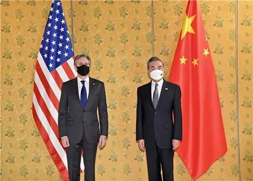 王毅会见美国国务卿布林肯：美肆意干涉中国内部事务