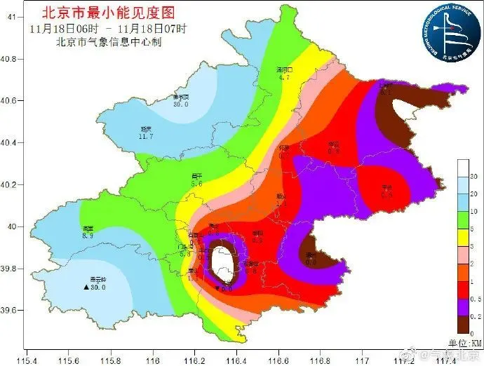 北京多区大雾橙色预警中通州、大兴能见度小于100米